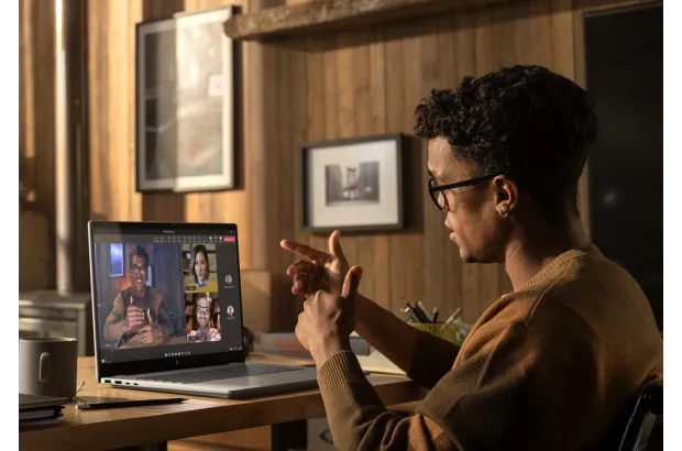 Laptop HP OmniBook 7 NGAI 17-dc0000na / BG3H0EA / Ultra 7 / 32GB / 2TB / RTX 4050 / FullHD / Win 11 / Srebrny