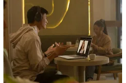 Laptop HP OmniBook 7 AI 14-fr0000na / BK7E7EA / Ultra 7 / 32GB / 1TB / Intel Arc / 2k / Win 11 / Srebrny