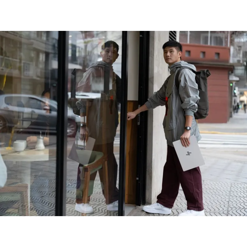 Laptop HP OmniBook 7 14-fs0000na / BK7H4EA / Core 5 / 1TB / 24GB / Intel Graphics / 2k / Win 11 / Srebrny