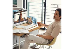 Komputer All-In-One HP 24-cr0332nw / 9U2K2EA / Ryzen 7 / 16GB / 512GB / AMD Radeon / FullHD / Win 11 / biały