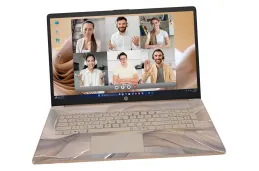 Laptop HP 17-cn3164ds / BS6W5UA / Intel N100 / 16GB / 640GB / Intel UHD / HD+ / Mysz / Podkładka / Win 11 / Chai Latte