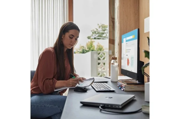 Komputer AiO HP ProOne 440 G9 / B70YMAT / Intel i5-14 / 16GB / 1TB / Intel UHD / 23,8" FullHD / Win 11 Pro / Czarny