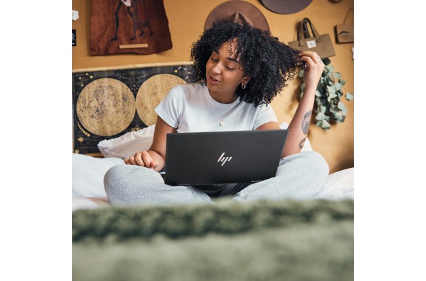 Laptop HP Envy x360 15-ey0000na / 6P127EA / AMD Ryzen 5 / 8 GB / SSD 512GB / AMD Radeon / FullHD / Win 11 / Czarny