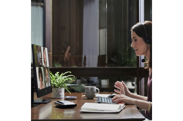 All in One HP ProOne 440 G9 VESA / 8S0S6E8 / Intel i5 / 8GB / SSD 512GB / Intel UHD / FullHD / FreeDos / Czarny