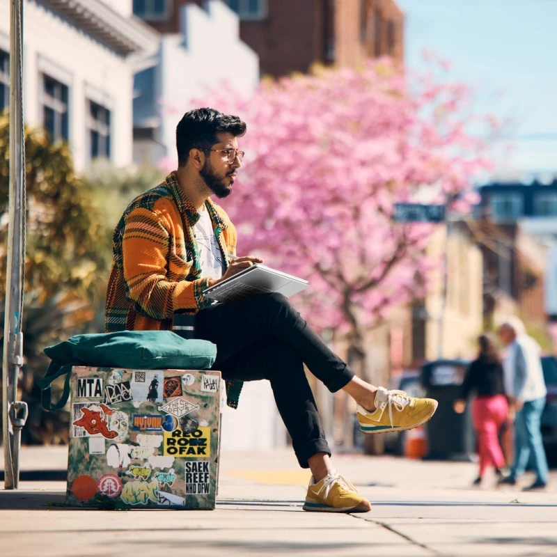 Laptop HP Envy x360 15-ew0008ca / 378Y3UA / Intel i5 / 16GB / SSD 1TB / Intel Xe / FullHD / Dotyk / Win 11 / Srebrny