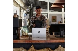 Laptop HP ProBook 450 G9 / 687N7UTR / Intel i7 / 8GB / SSD 256GB / Intel Xe / FullHD / Win 11 Pro / Srebrny