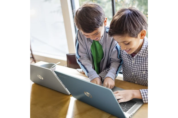 Laptop HP Chromebook 14a-na0005na / 65T58EA / Intel N5030 / 8GB / eMMC 128GB / Intel UHD / FullHD / Chrome OS / Biały