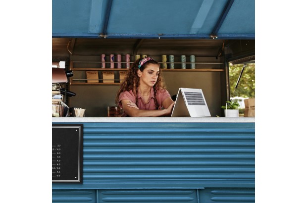 Laptop HP ProBook x360 435 G9 / 5Z1M2ES / AMD Ryzen 5 / 8GB / SSD 256GB / AMD Radeon / FullHD / Dotyk /Win 11 Pro / Srebrny