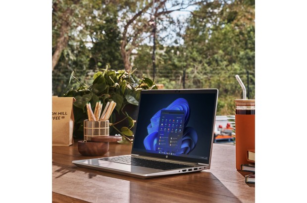 Laptop HP ProBook 440 G9 / 6F1Q6EA / Intel Core i7 / 16GB / 512GB SSD / Intel Xe / FullHD / Win 11 Pro / Srebrny