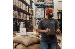 Laptop HP ProBook 440 G9 / 724B8EA / Intel i5 / 16GB / SSD 512GB / Intel Xe / FullHD / Win 11 Pro / Srebrny