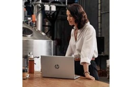 Laptop HP ProBook 455 G10 / 725A2EA / AMD Ryzen 3 / 16GB / SSD 512GB / AMD Radeon / FullHD / Win 11 Pro / Srebrny