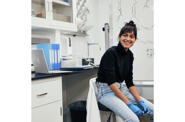 Laptop HP Pavilion Plus 14-eh0000na / 6P0U7EA / Intel i7 / 16GB / SSD 512GB /Nvidia RTX 2050 / 3K / OLED / win 11 / Srebrny