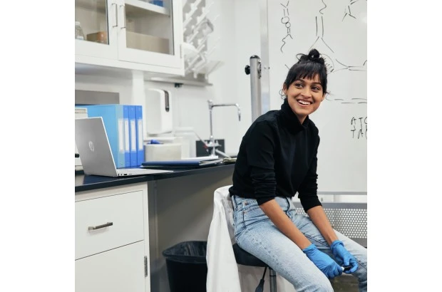 Laptop HP Pavilion Plus 14-eh0000na / 6P0U7EA / Intel i7 / 16GB / SSD 512GB /Nvidia RTX 2050 / 3K / OLED / win 11 / Srebrny