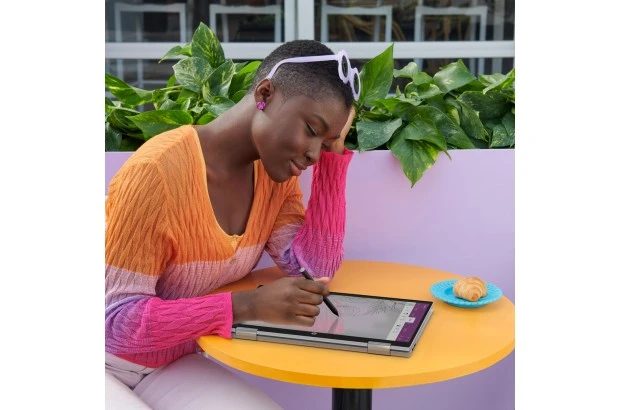 Laptop HP Pavilion x360 14-dy0032na / 62F24EA / Intel i3 / 8GB / SSD 256GB / Intel UHD / FullHD / Dotyk / Win 11 / Srebrny