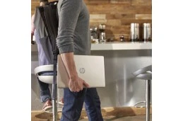 Laptop HP 15-dw3365st / 4Z3B1UA / Intel i5 / 16GB / SSD 512GB / Intel Xe / FullHD / Win 11 / Srebrny