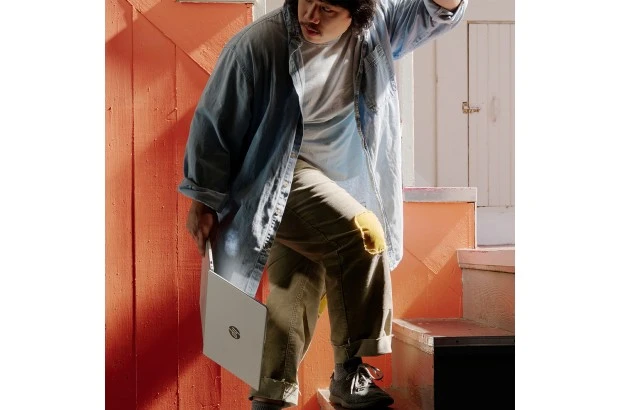 Laptop HP 14-fq1078nr / 4E2C8UA / AMD Ryzen 7 / 16GB / SSD 512GB / AMD Radeon / HD / Win 11 / Srebrny