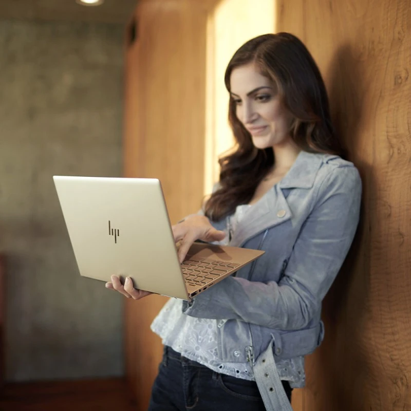 OUTLET Laptop HP Envy 13-aq1001ca / 7YZ81UA / Intel i5 / 8GB / SSD 512GB / Intel UHD / FullHD / Win 10 / Srebrny