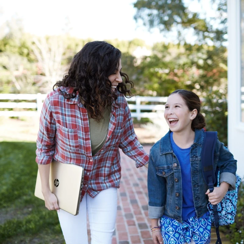 Laptop HP 15-dy0022ds / 3Z3S1UA / Intel N4020 / 8GB / SSD 256GB / Intel UHD / HD / Win 11 / Złoty