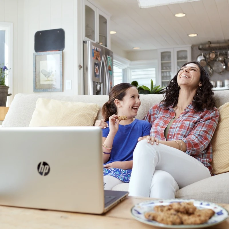 Laptop HP 15-dy0022ds / 3Z3S1UA / Intel N4020 / 8GB / SSD 256GB / Intel UHD / HD / Win 11 / Złoty