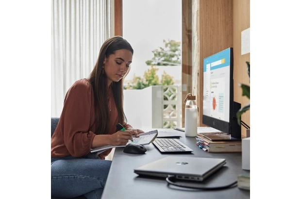 All in One HP ProOne 440 G9 / 6B2A5EA / Intel i7 / 16GB / SSD 512GB / Intel UHD / FullHD / Win 11 Pro / Czarny