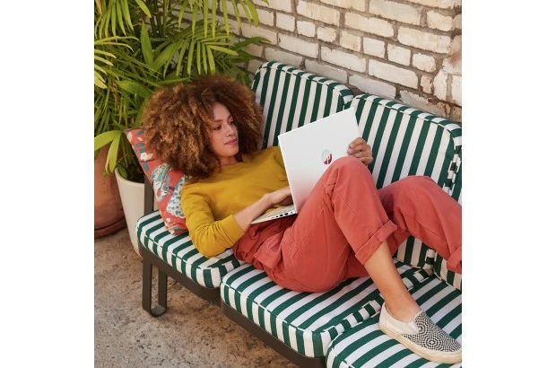 Laptop HP Pavilion 14-dv2123nf / 6Z244EA / Intel i5 / 16GB / SSD 512GB / Intel Xe / FullHD / Win 11 / Srebrny