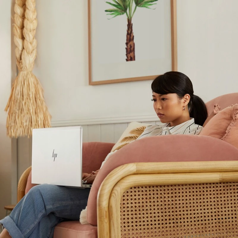 Laptop HP EliteBook 650 G9 / 6X0T2EC / Intel i5-12 / 32GB / SSD 512GB / Intel Xe / FullHD / Win 11 Pro / Srebrny