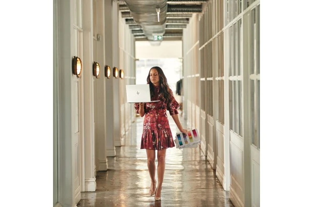 Laptop HP EliteBook 850 G8 / 3C7Z7EA / Intel i7-11 / 16GB / SSD 512GB / Intel Xe / FullHD / Win 11 Pro / Srebrny