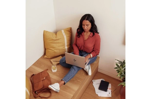 Laptop HP EliteBook 840 G9 / 6F6A6EA / Intel i5-12 / 16GB / SSD 512GB / Intel Xe / WUXGA / Win 11 Pro / Srebrny