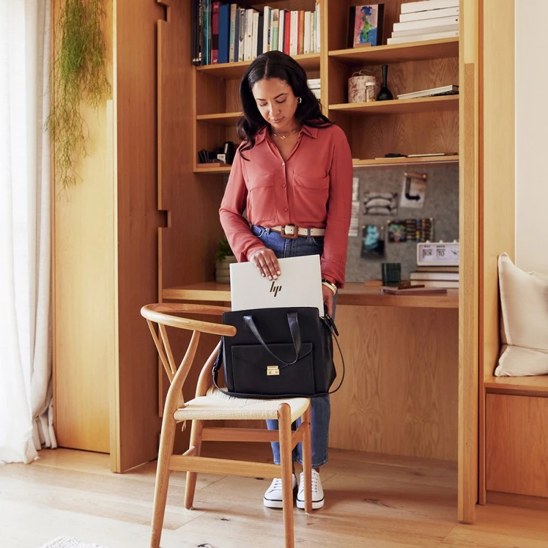 Laptop HP EliteBook 840 G9 / 6F6A6EA / Intel i5-12 / 16GB / SSD 512GB / Intel Xe / WUXGA / Win 11 Pro / Srebrny