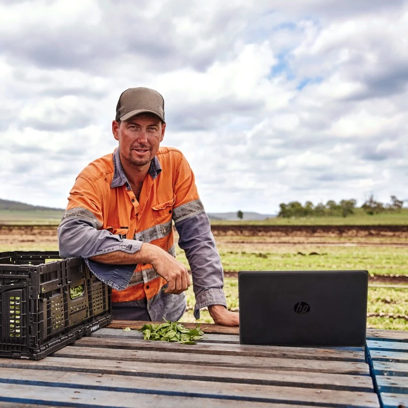 Laptop HP 240 G9 / 854A1ES / Intel i3-12 / 16GB / SSD 256GB / Intel Xe / FullHD / Win 11 Pro / Czarny