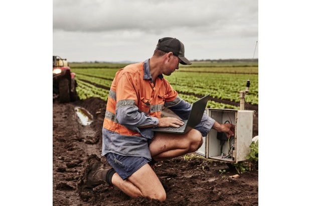 Laptop HP 240 G9 / 854A1ES / Intel i3-12 / 16GB / SSD 256GB / Intel Xe / FullHD / Win 11 Pro / Czarny