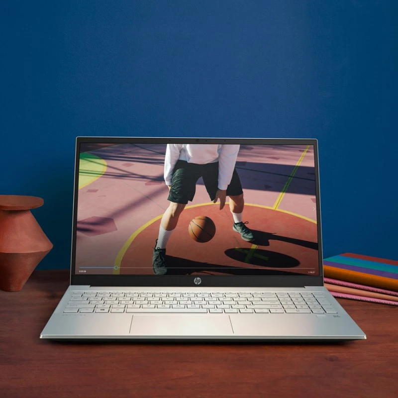 Laptop HP 15-eg0050wm / 1M1F7UA / Intel i5-11 / 8GB / SSD 512GB / Intel Xe / FullHD / Dotyk / Win 11 / Złoty