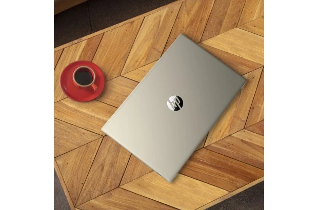 Laptop HP 15-eg0050wm / 1M1F7UA / Intel i5-11 / 8GB / SSD 512GB / Intel Xe / FullHD / Dotyk / Win 11 / Złoty