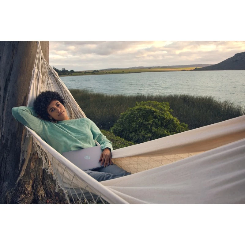 Laptop HP 14-cf2112wm / 5T9T7UA / Intel N4120 / 8GB / eMMC 64GB / Intel UHD / HD / Win 11 / OFFICE 365 / Różowy