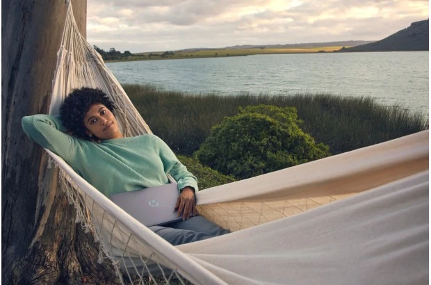 Laptop HP 14-cf2112wm / 5T9T7UA / Intel N4120 / 8GB / eMMC 64GB / Intel UHD / HD / Win 11 / OFFICE 365 / Różowy