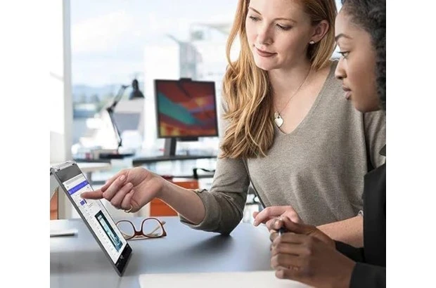 Laptop Lenovo Yoga 9 15IMH5 / 82DE000BUK / Intel i7-10 / 16GB / SSD 512GB / Nvidia GTX 1650 Ti / UHD / Dotyk / Win 11 / Szary