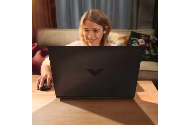 Laptop HP victus 16-e0307nf / 6J620EA / AMD Ryzen 5 / 16GB / SSD 512GB / AMD Radeon RX 5500M / FullHD / Win 11 / Czarny