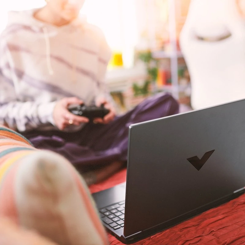 Laptop HP Victus 15-fb0160nf / 6R480EA / AMD Ryzen 5 / 16GB / SSD 512GB / AMD Radeon RX 6500M / FullHD / Win 11 / Czarny