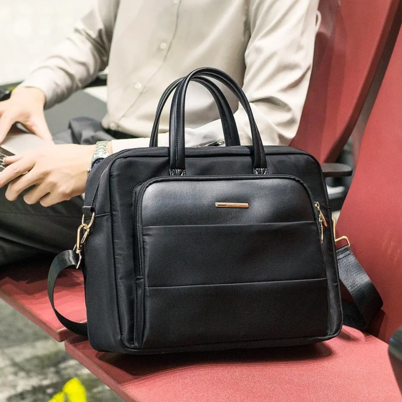 Torba / etui na laptopa z przekątną ekranu od 15,6 do 17 cali