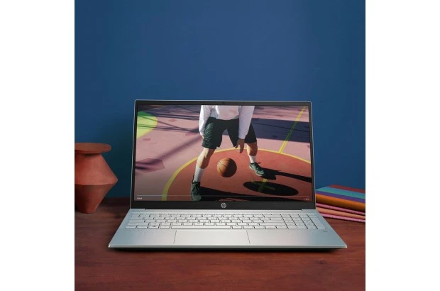 Laptop HP Pavilion 15-EG3053 / 7F5Q8UA / Intel i5-13 / 16GB / SSD 512GB / Intel Xe / FullHD / Dotyk / Win 11 / Srebrny